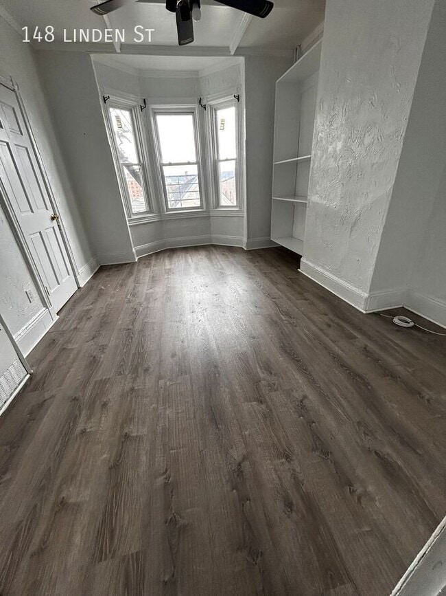 Photo - 148 Linden St