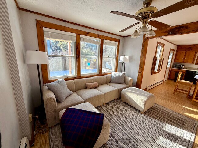 6EA7BE85-354E-41FA-A693-B8C554B0D8B4 - 34 Boody St Unidad #2