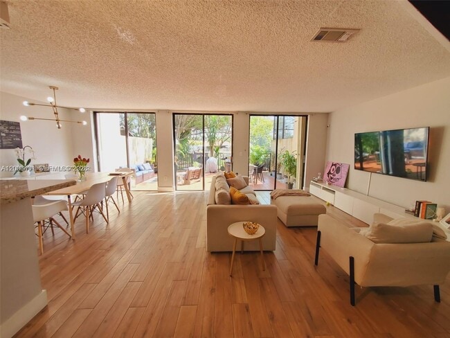 Photo - 3619 Torremolinos Ave