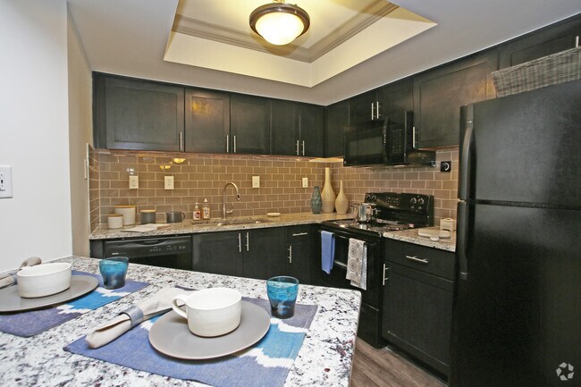 Photo - The Pointe at Lenox Park