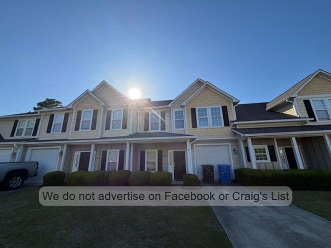 Building Photo - Candlewick Townhomes- Candlelight Drive