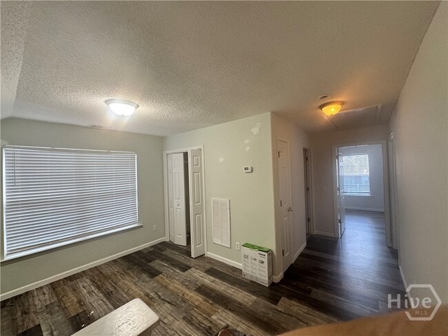 Photo - 75 Oak Ridge Cir