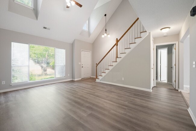 Photo - 3378 Chadbury Dr NW
