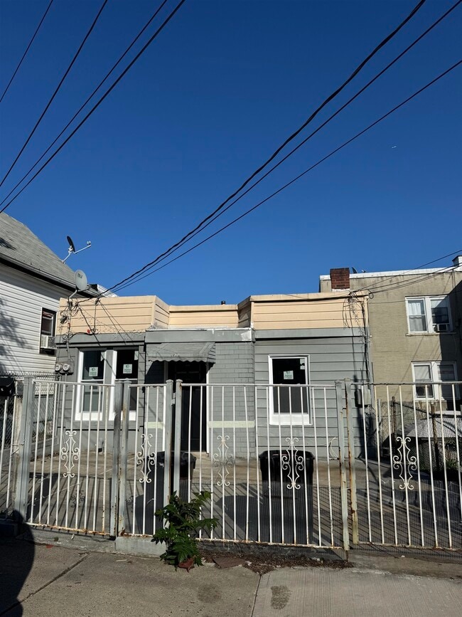 Photo - 6206 Newkirk Ave House