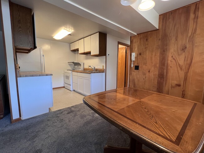 Photo - 4000 Parkway Dr