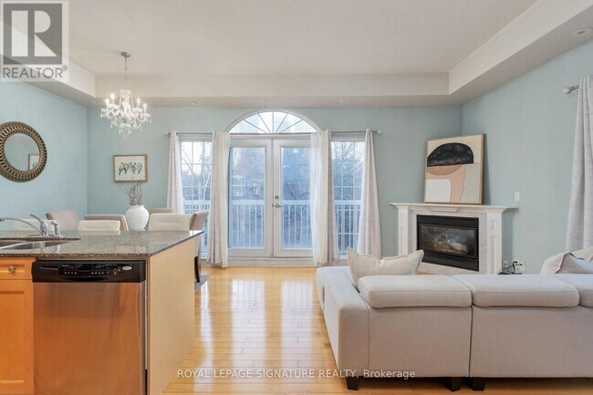 Photo - 539 Jarvis St Unit M8