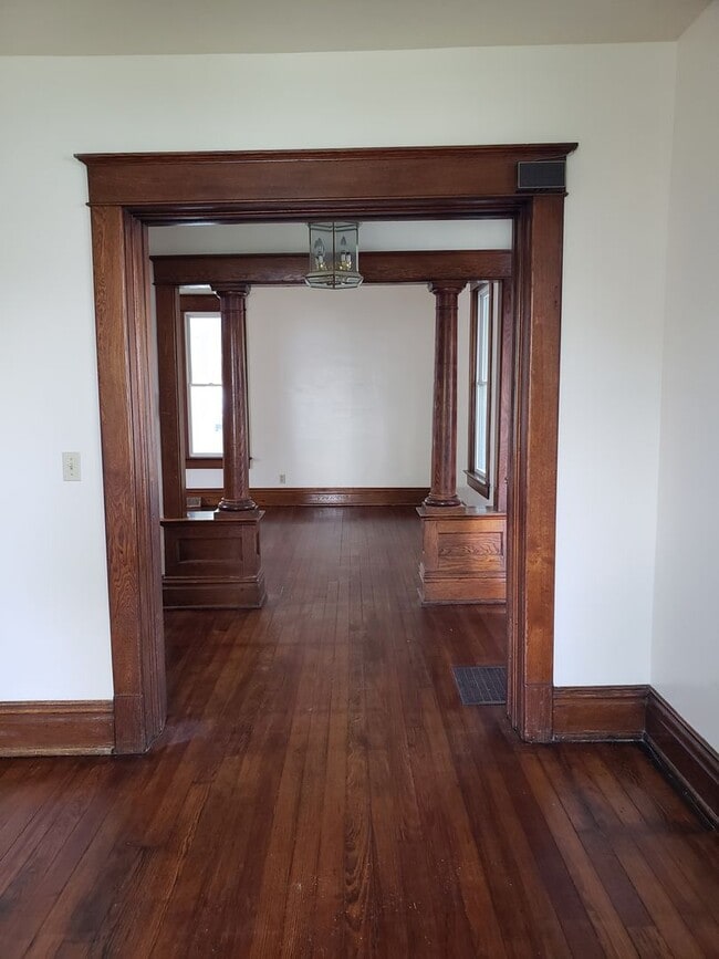 Photo - 3 BR Near Fort Wayne Zoo