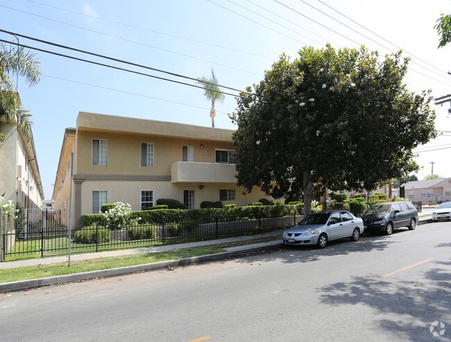 Photo - Kittridge Villas