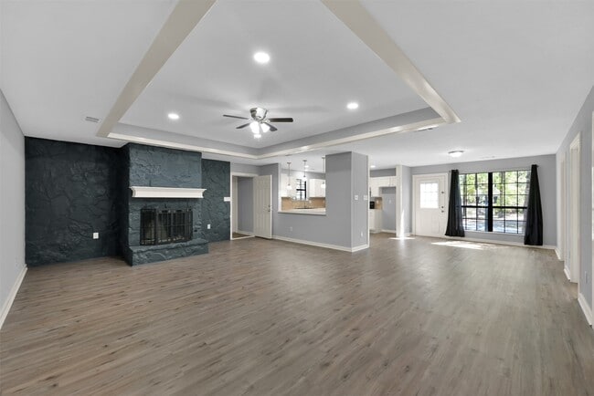 Photo - 15876 Pecan Dr