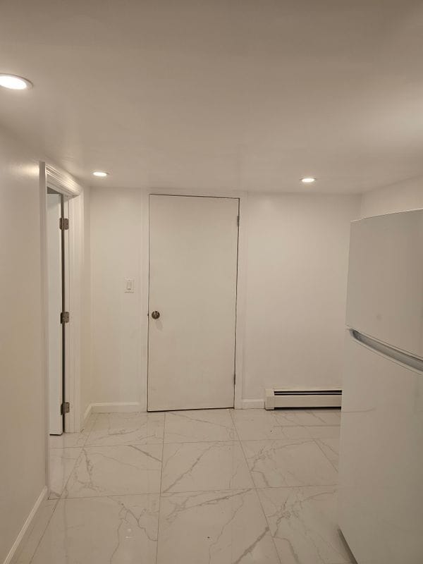 8 Depew St Unit Bedroom