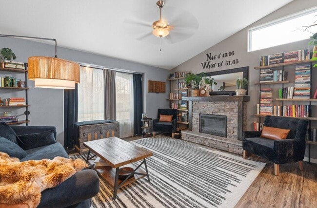 Photo - 2809 Olive Grove Ct