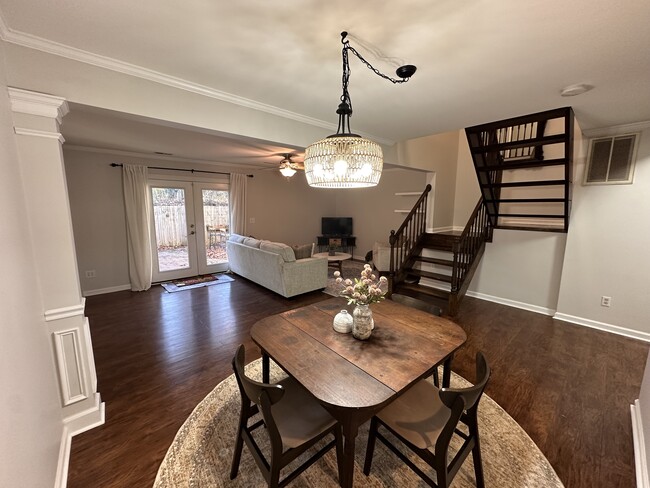 Photo - 1350 Maple Shade Lane