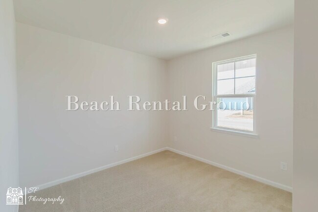 Photo - Modern Features, Classic Comfort!