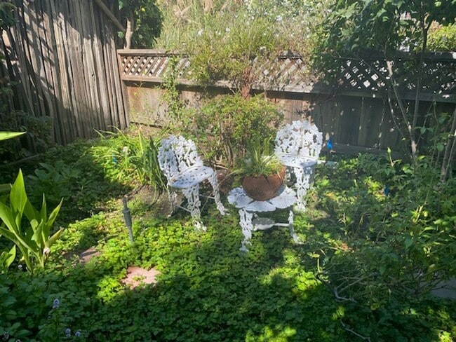 Photo - Charming Studio Cottage for Lease