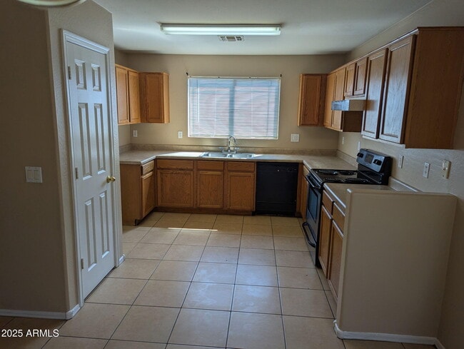 Photo - 10540 W Mohave St