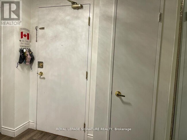 Photo - 155 Hillcrest Ave Unit 1906