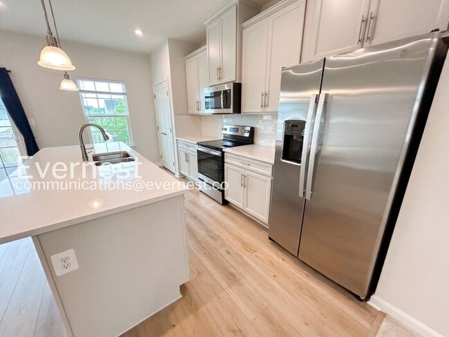Photo - 8808 Stevenson Ln