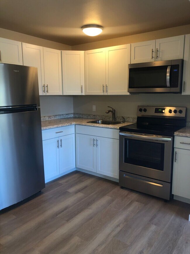 Photo - Charlemagne Apartments