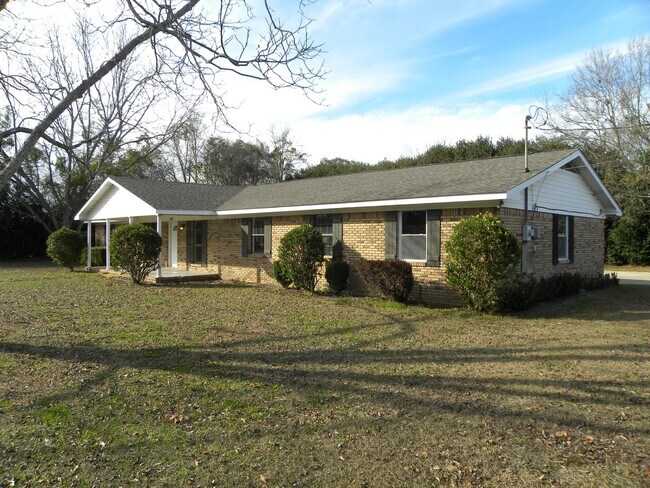 Photo - ***AVAILABLE NOW*** Country Setting No HOA