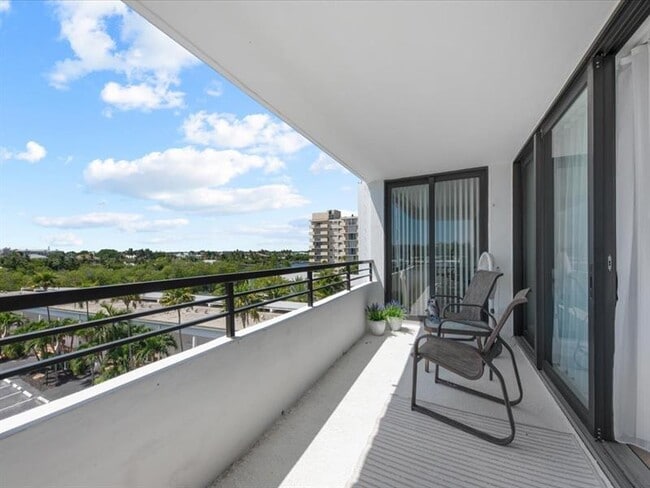 Building Photo - 3589 S Ocean Blvd Unit 507 Rental