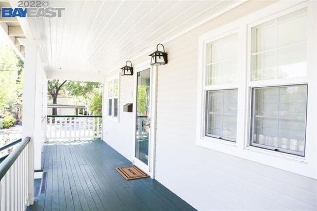 Photo - 1505 Brooks St