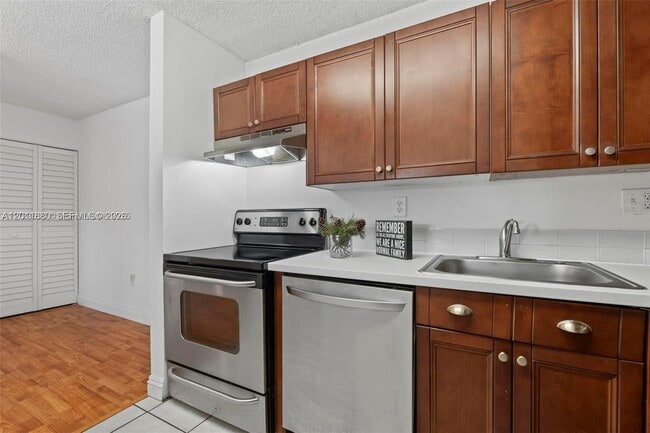 Photo - 15600 SW 80th St Unit L-203