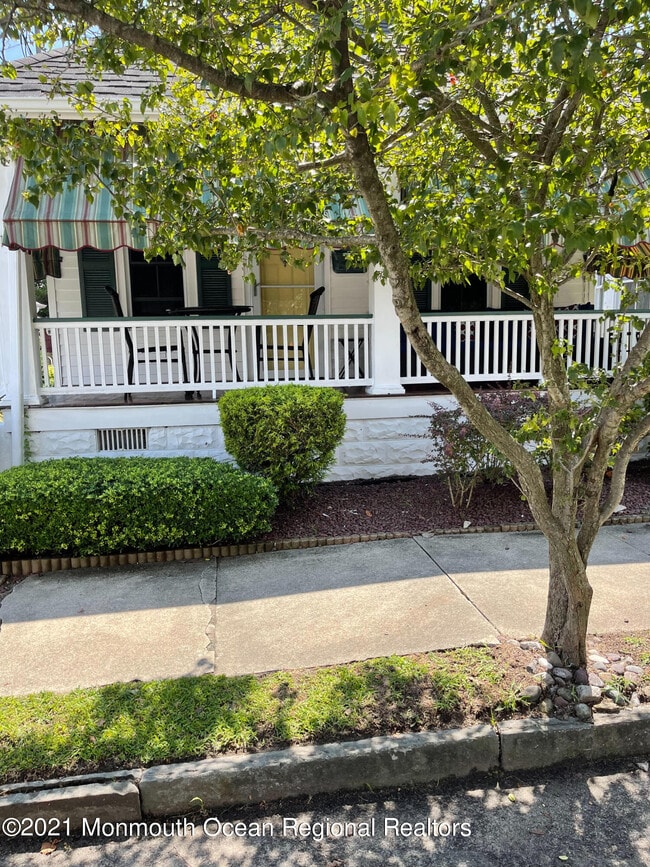 Photo - 56 Franklin Ave