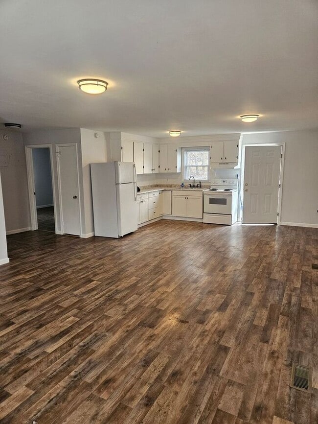 Photo - 2BD/1BA Unit in Newton, NC