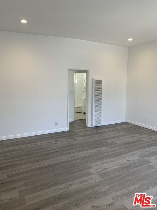 Photo - 5360 Kester Ave Unidad 11 Rental
