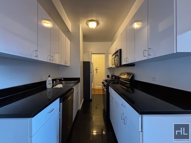 Photo - WEST 68 STREET Unit 8E