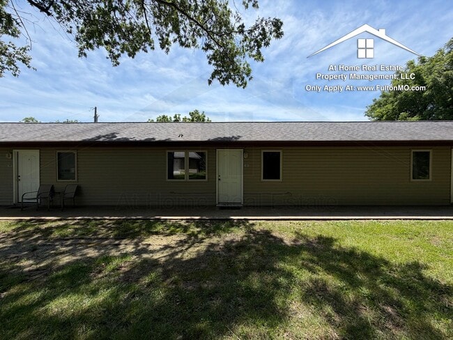 Building Photo - 107 Spruce Dr Unit 107 Spruce Drive