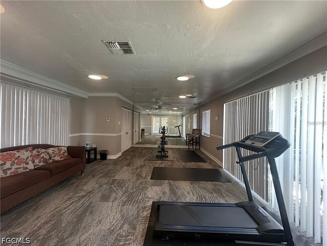 Photo - 1830 Maravilla Ave Unit 202
