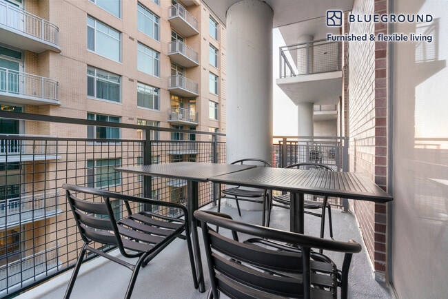 Photo - 4918 St Elmo Ave Unidad FL16-ID1208