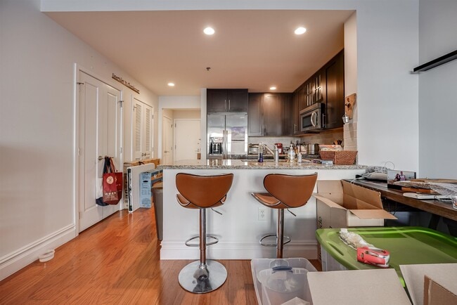 Photo - 1125 Maxwell Ln Unit 609