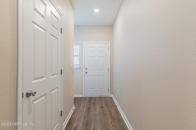 Photo - 9833 Fiddleback Ln