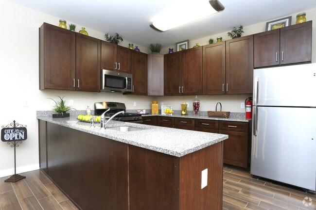 Gardens at Jackson Twenty One Apartments For Rent in Jackson, NJ