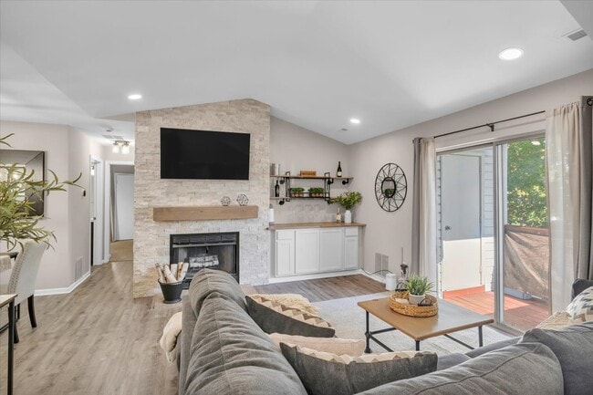Photo - 612 Covington Ct Unidad 612 Covington Ct.