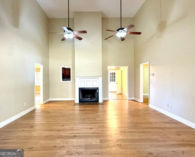 Photo - 4770 Colham Ferry Rd