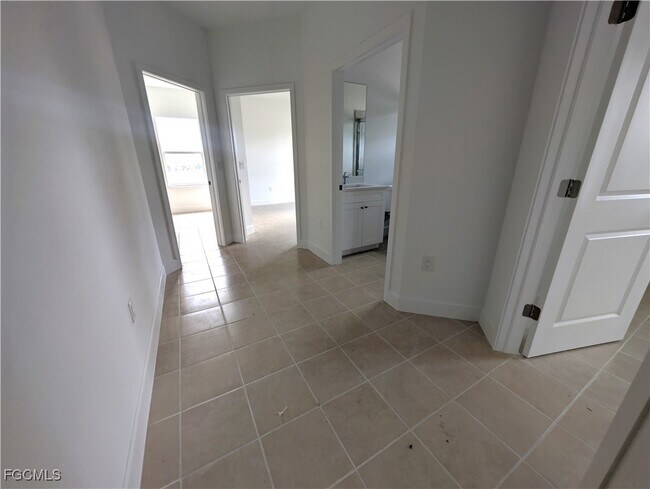 Photo - 1103 Harold Ave S