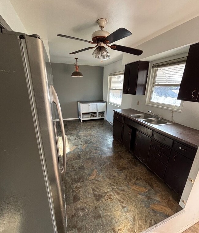 Photo - 5074 Miller Ave