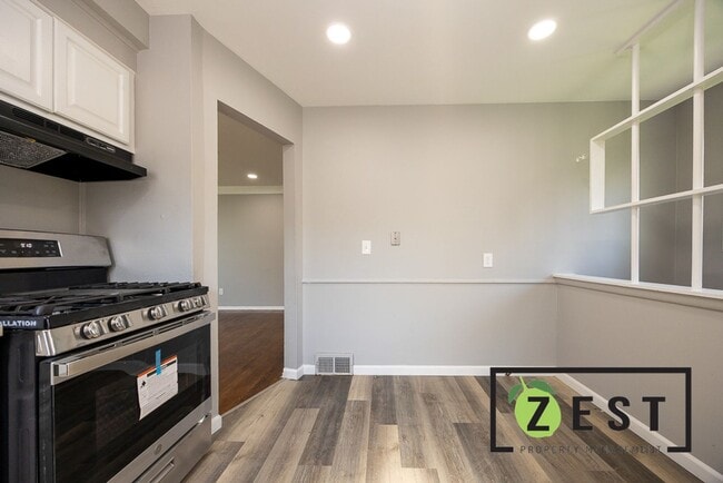 Photo - 3 BD 1 BA HOME AVAILABLE NOW! 1,300 Monthly