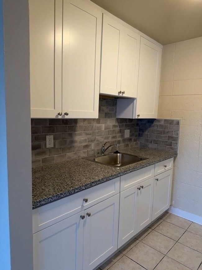 Photo - 1728 Broadway Unidad 2