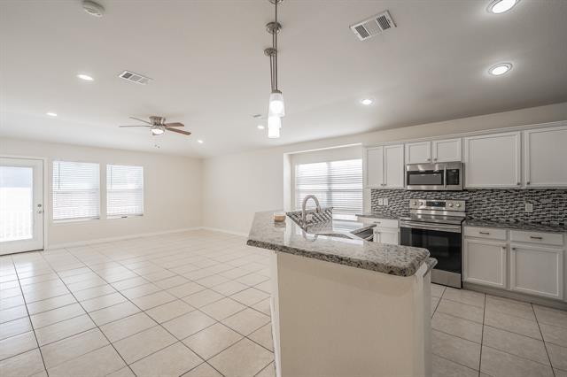 Photo - 8932 Sunny Hollow Dr