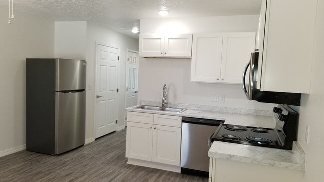 Photo - NEW LUXURY ONE BEDROOM APARTMENT UNFURNISHED Unit 2501-Q