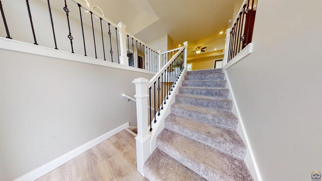 Photo - 3755 SW Summerfield Dr