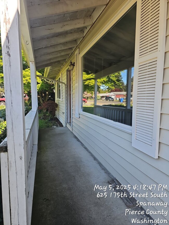 Photo - Spanaway rambler home - 3 bedrooms 1 bath, Plus bonus room - 15 min from back gate Lewis/McCord! ...