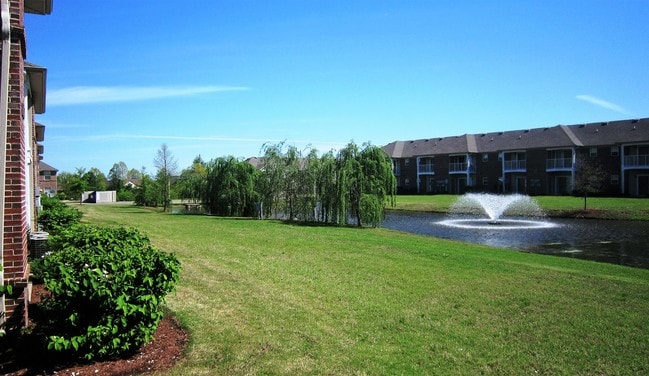Photo - Ashland Lakes Apartments