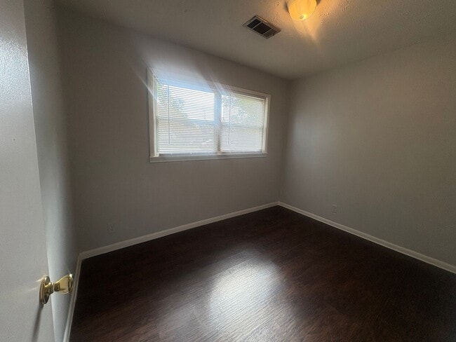 Photo - Myers408 Unit 410