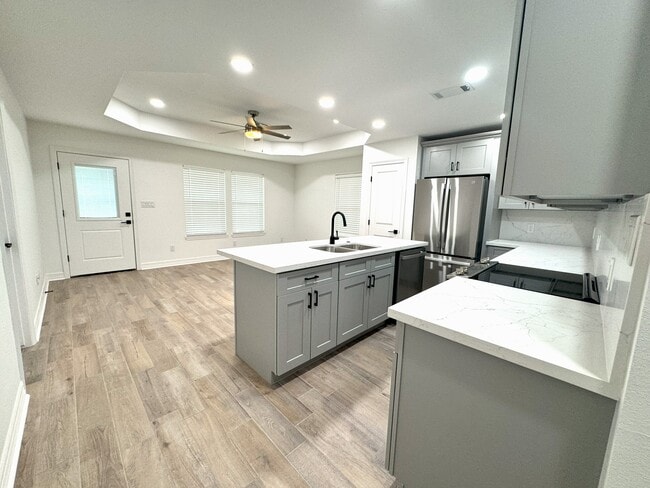 Photo - 520 S 28th St