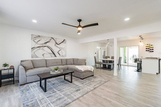 8264 E Cypress St Unit SI ID1570250P